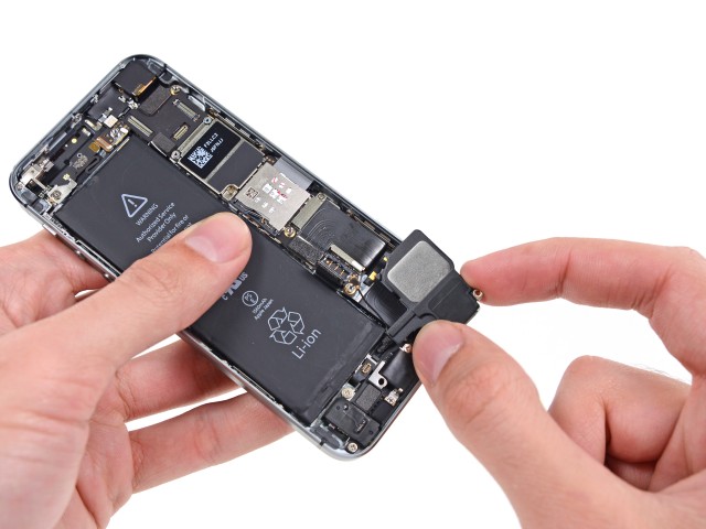 1. Dấu Hiệu Nhận Biết Loa Ngoài iPhone Bị Hư