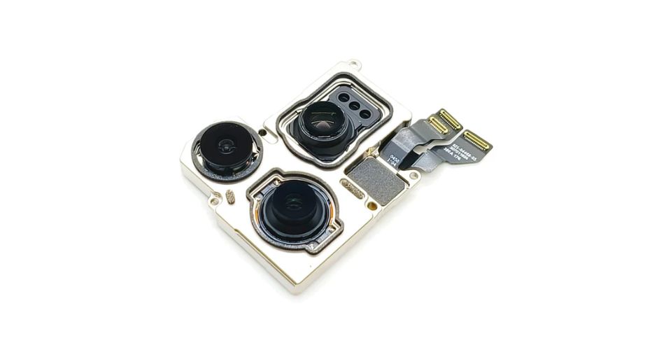 Thay camera sau iPhone 15 Pro Max chính hãng Hatech giá rẻ